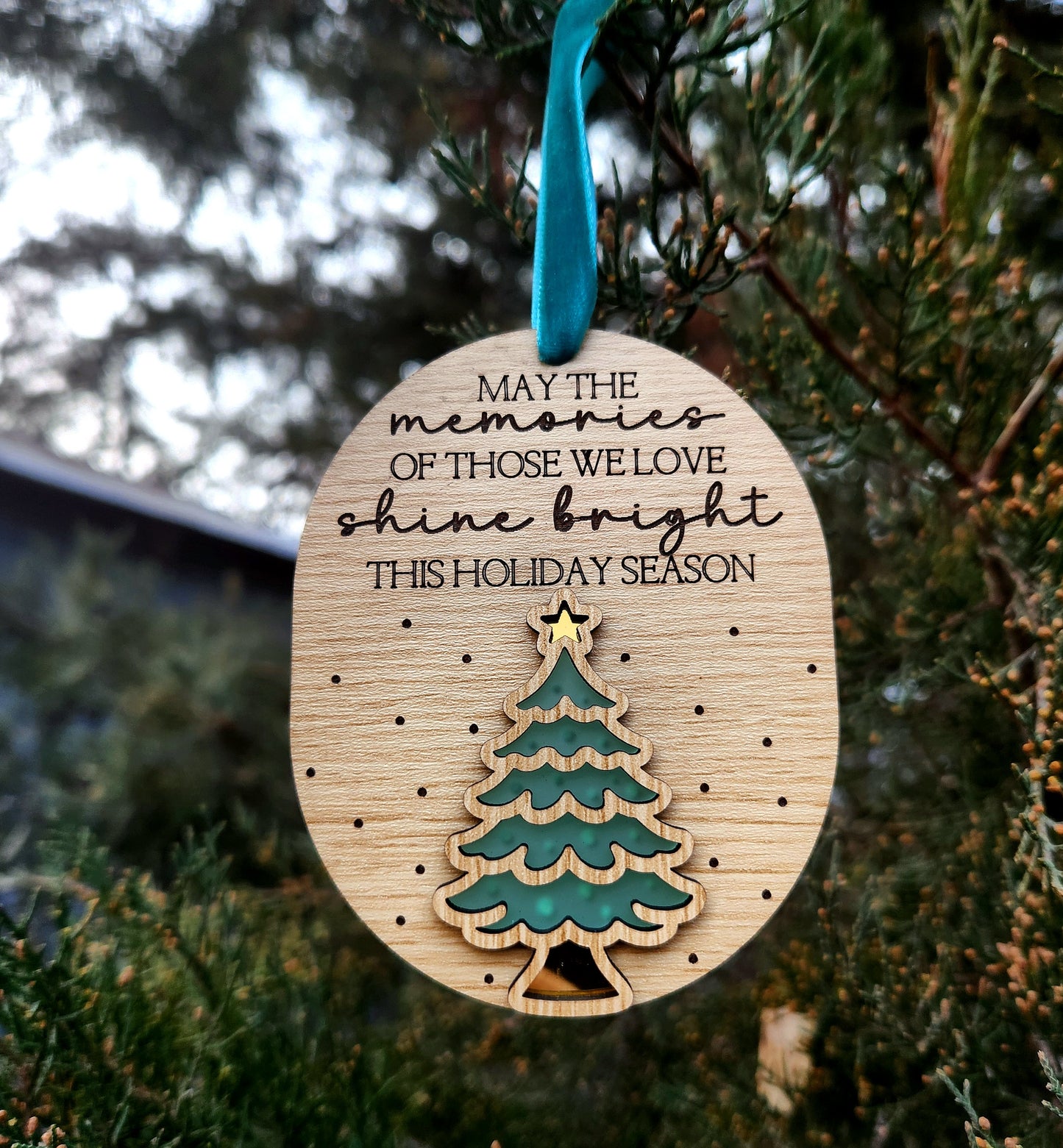 Memorial Ornament | May the memories of those we love shine bright this season